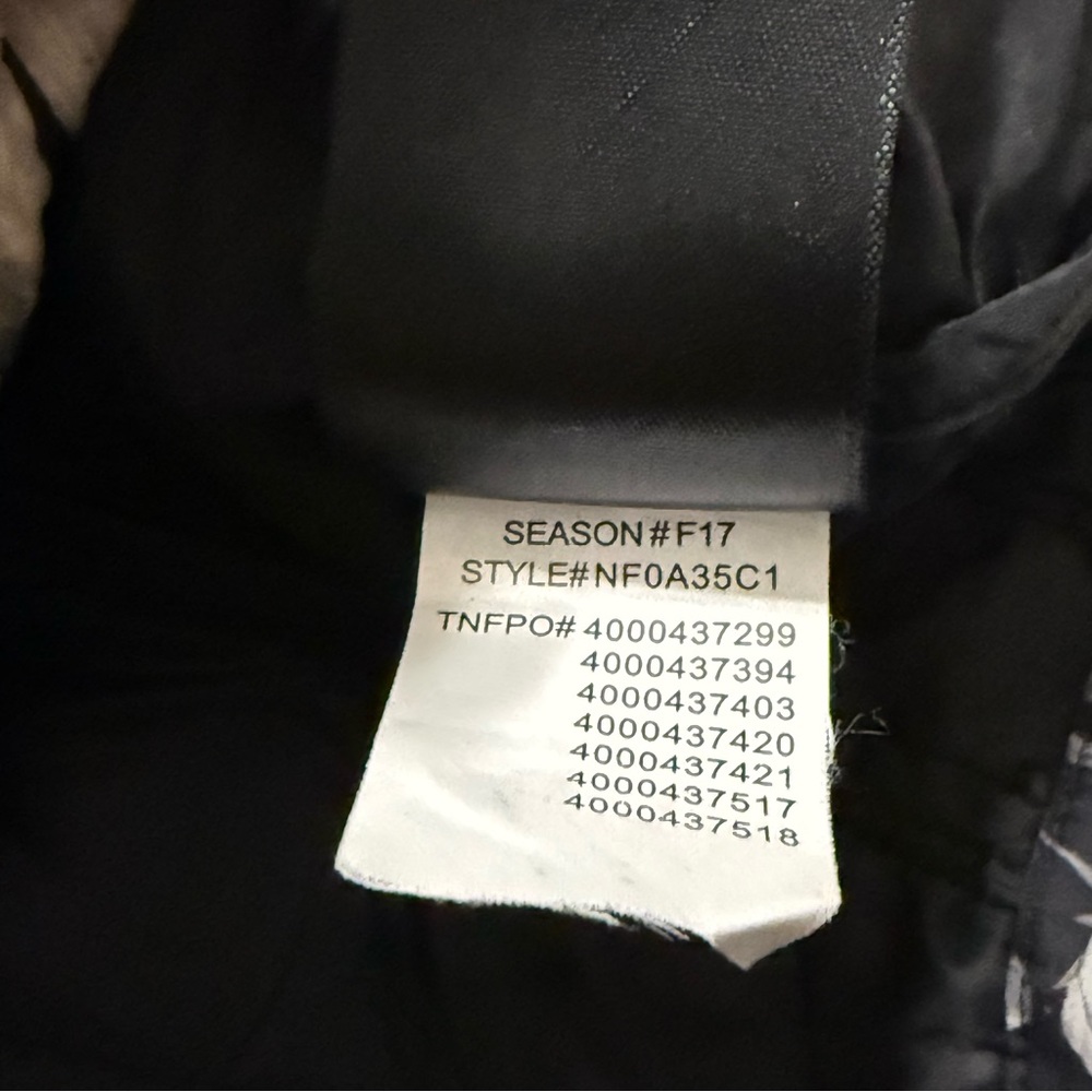 The North Face ThermoBall Parka II Black Floral Women’s Size XS - Picture 10 of 13